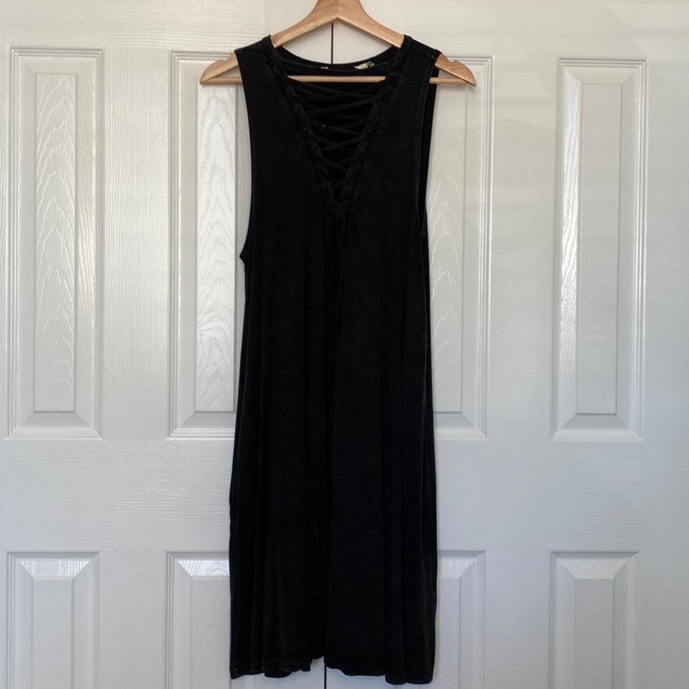 Sleeveless Black Distressed Dress